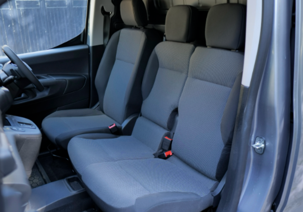PEUGEOT PARTNER STANDARD DIESEL 1.5 BlueHDi 100 Professional Plus Van